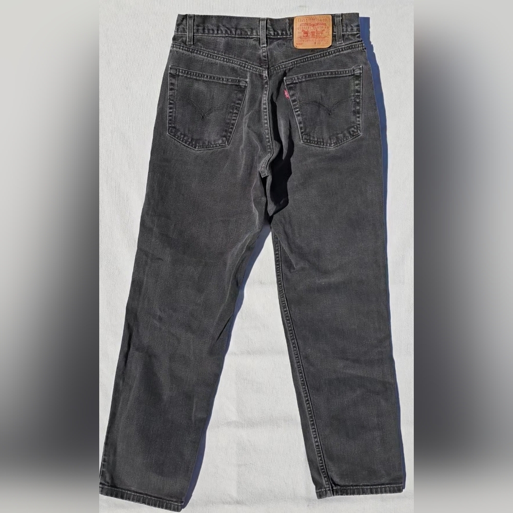 Levi's Men's 33x32 Relaxed Fit. Black Jeans - Picture 2 of 5